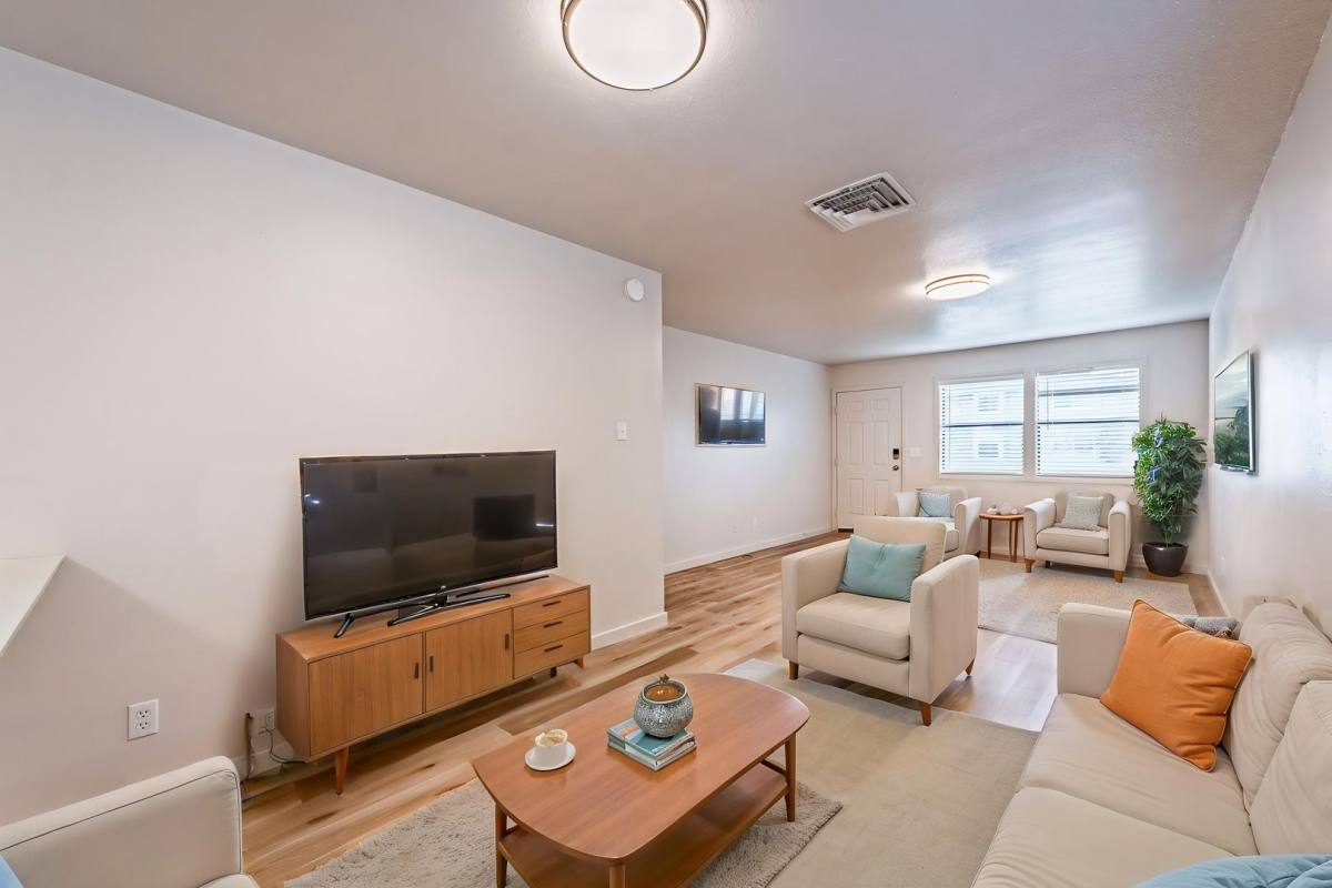 Apartment for rent at 1419 Anita St, Pueblo, CO 81001