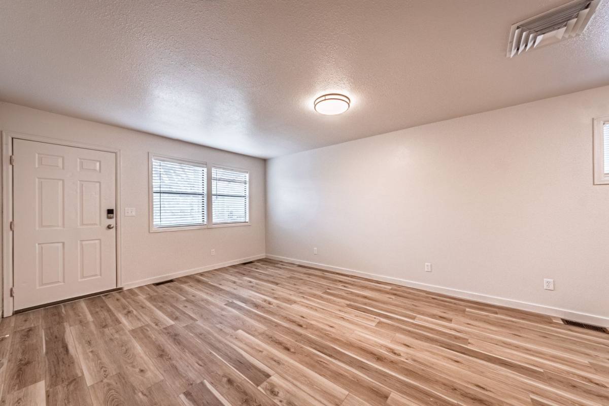 Apartment for rent at 1419 Anita St, Pueblo, CO 81001