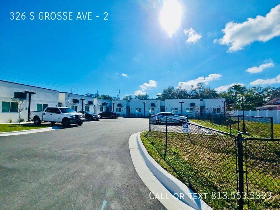 Apartment for rent at 326 S Grosse Ave #2, Tarpon Springs, FL 34689