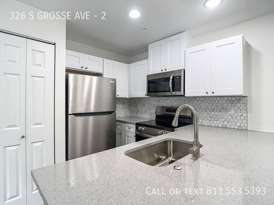 Apartment for rent at 326 S Grosse Ave #2, Tarpon Springs, FL 34689