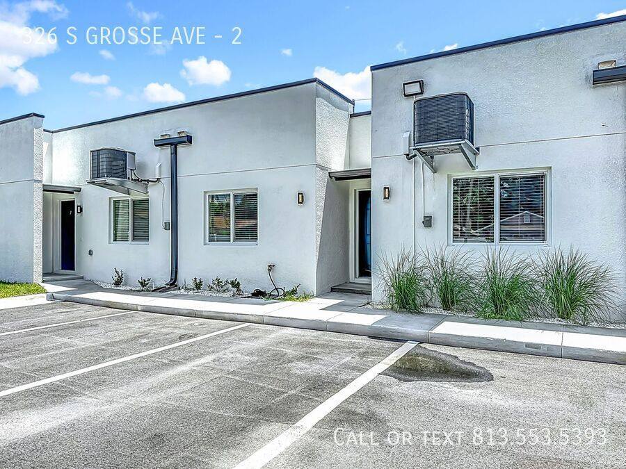 Apartment for rent at 326 S Grosse Ave #2, Tarpon Springs, FL 34689