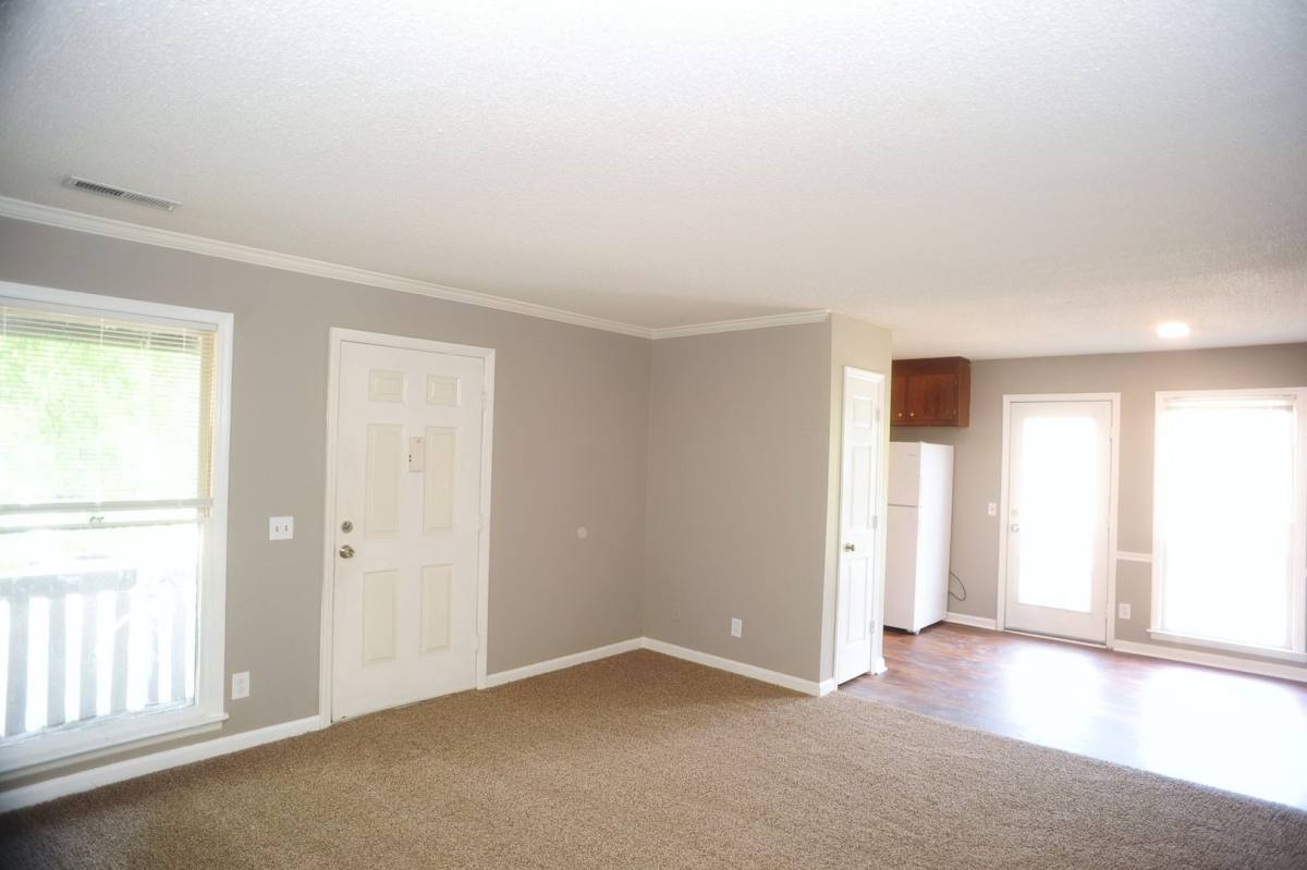Apartment for rent at 6203 Friar Tuck Dr, Huntsville, AL 35806