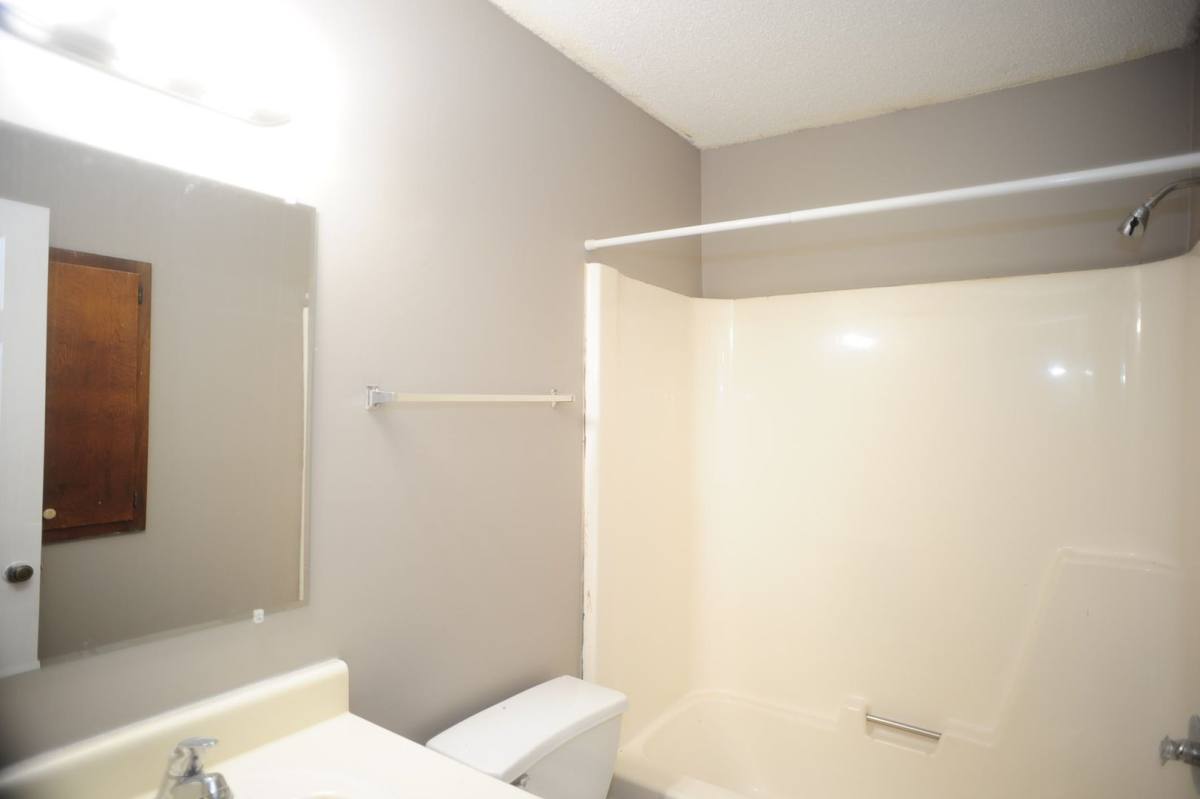 Apartment for rent at 6203 Friar Tuck Dr, Huntsville, AL 35806