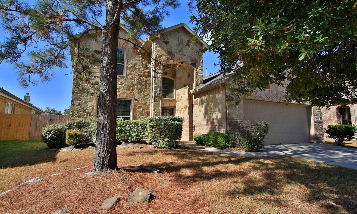 House for rent at 13827 Slate Mountain Lane, Houston, TX 77044