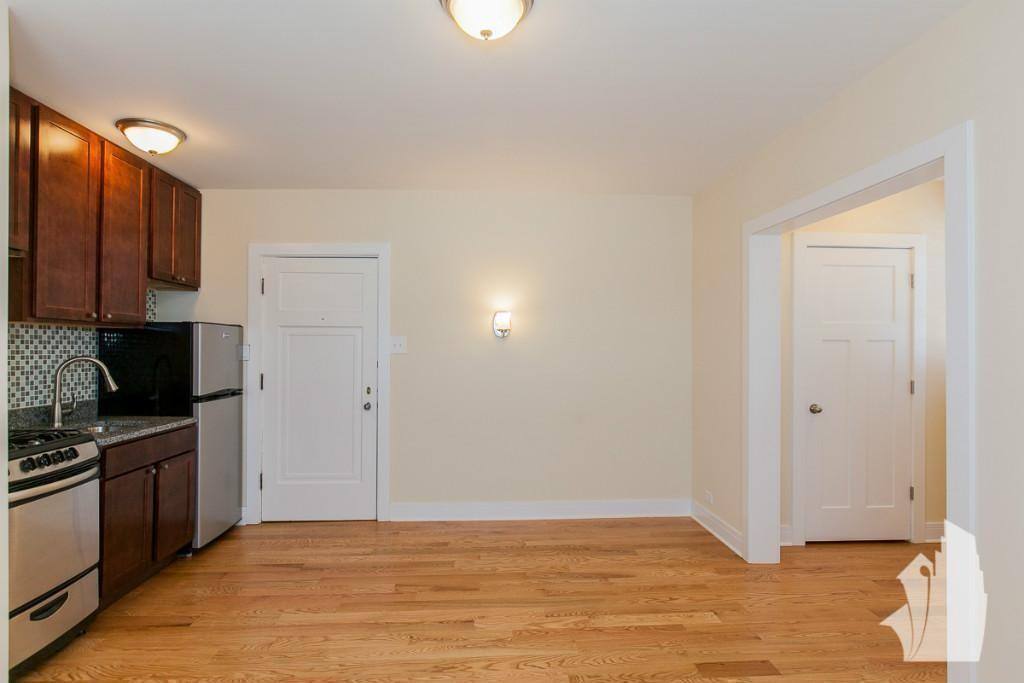 Apartment for rent at 4546 N Damen Ave #103, Chicago, IL 60625