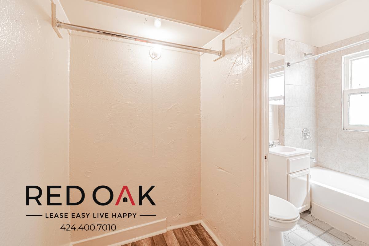 Condo for rent at 410 S Union Ave #4, Los Angeles, CA 90017