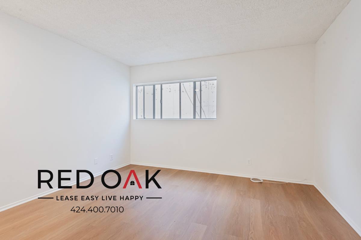 Condo for rent at 7071 Hawthorn Ave #4, Los Angeles, CA 90028
