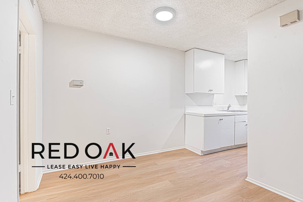 Condo for rent at 7071 Hawthorn Ave #4, Los Angeles, CA 90028