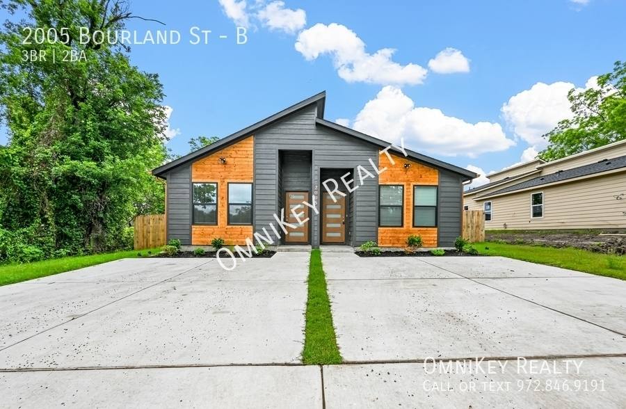Apartment for rent at 2005 Bourland St #B, Greenville, TX 75401