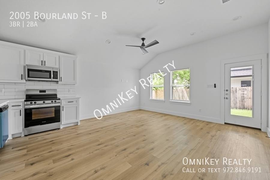 Apartment for rent at 2005 Bourland St #B, Greenville, TX 75401