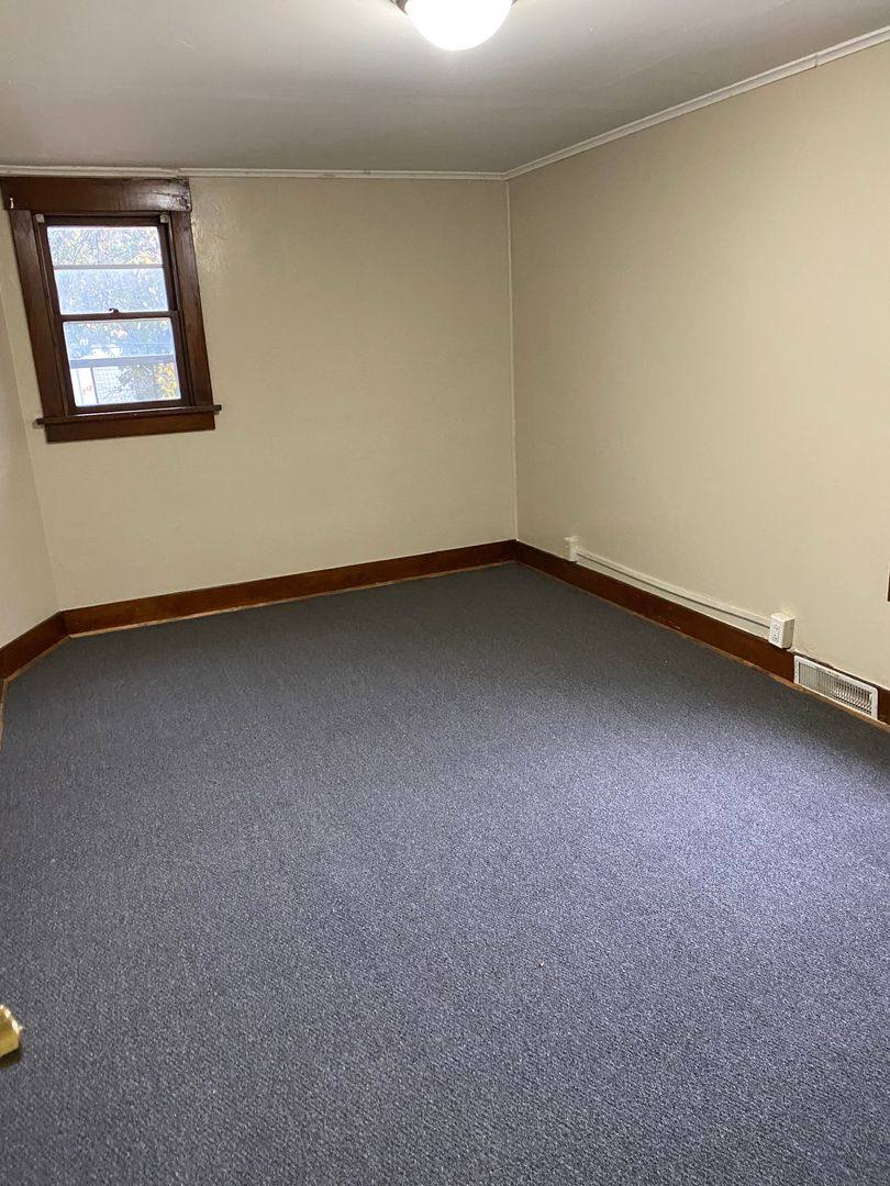 Apartment for rent at 1324 2nd Ave N, Fort Dodge, IA 50501