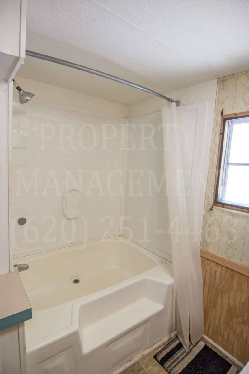 House for rent at 28 Glendale Estates - 3607 Page Rd, Coffeyville, KS 67337