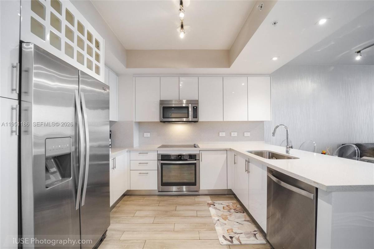 Condo for rent at 999 SW 1st Ave #1208, Miami, FL 33130