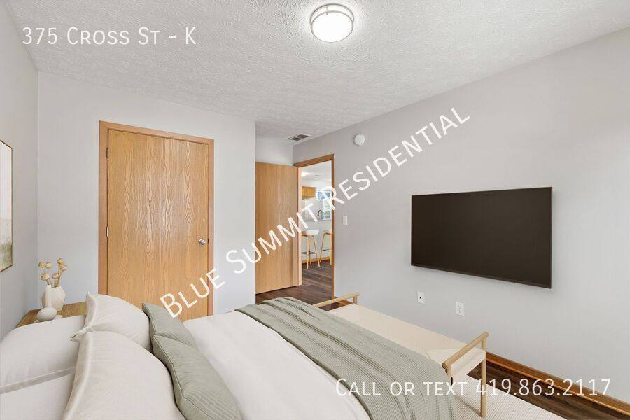 Apartment for rent at 375 Cross St #K, Akron, OH 44311