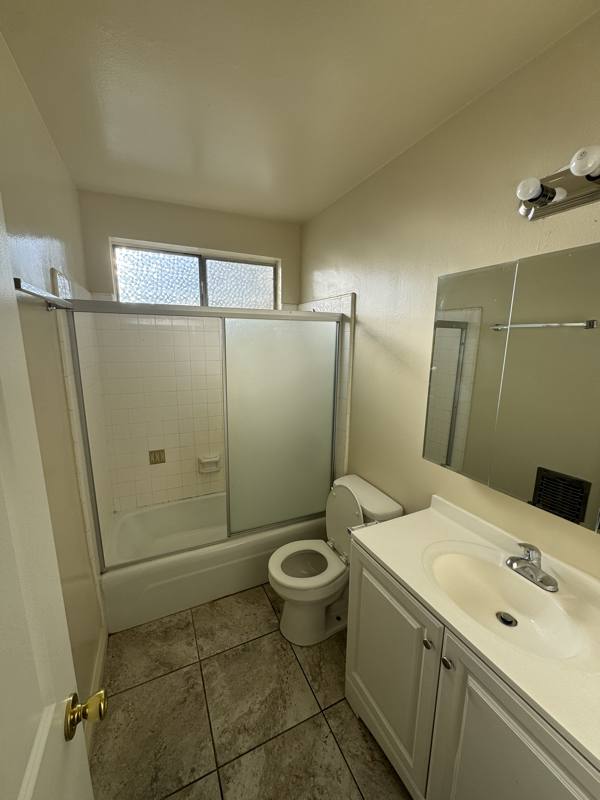 Apartment for rent at 1193 N Ardmore #9, Los Angeles, CA 90029