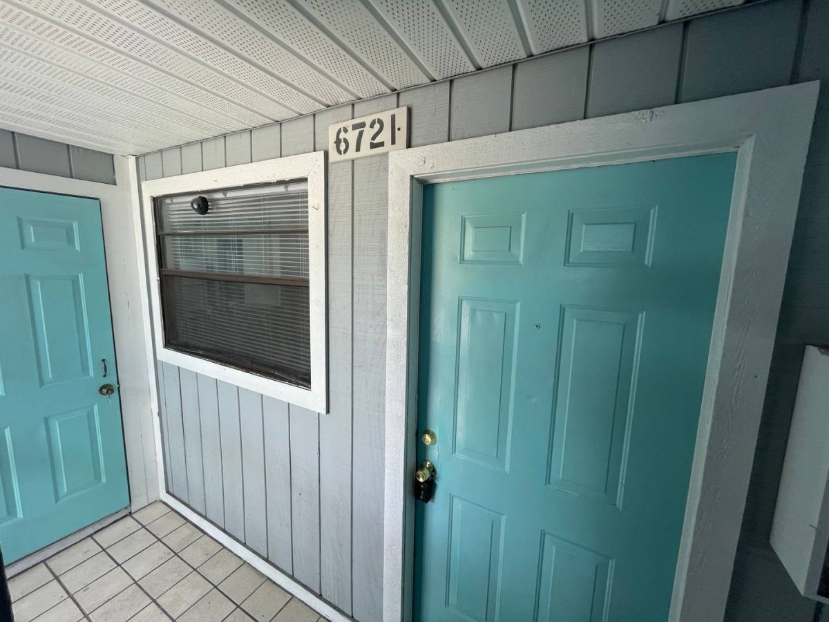 Apartment for rent at 6721 Congress St, New Port Richey, FL 34653