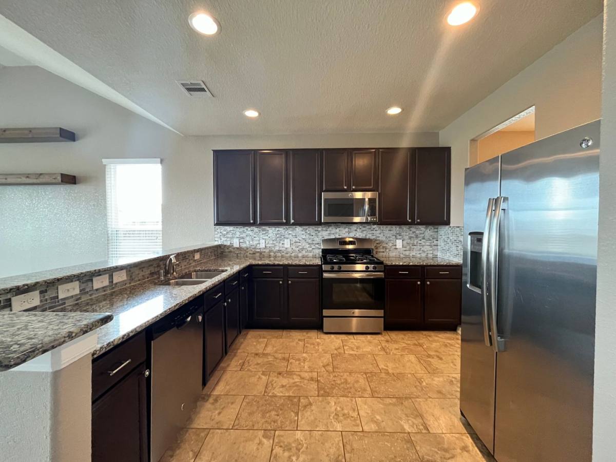 House for rent at 15103 Signal Ridge Way, Cypress, TX 77429