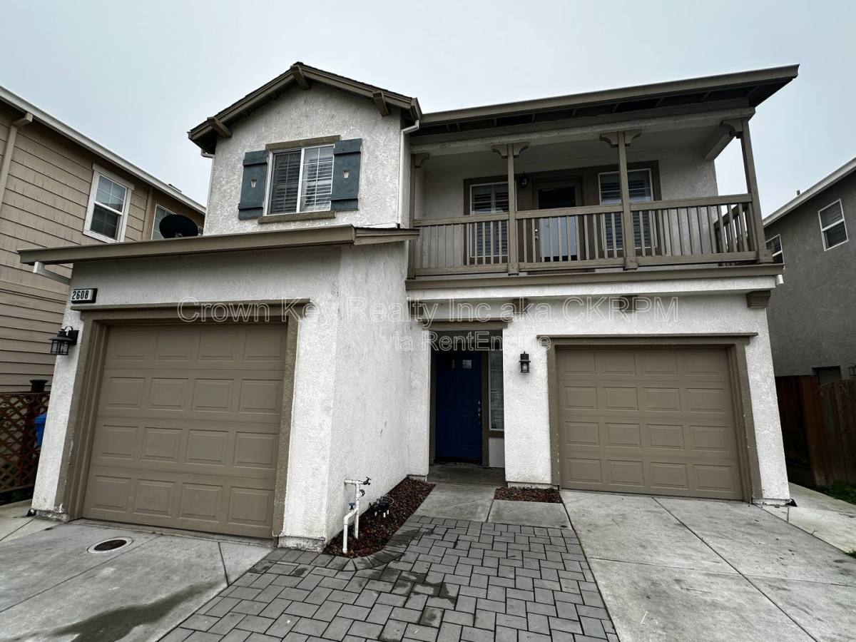 House for rent at 2608 Greenleaf St, Manteca, CA 95337