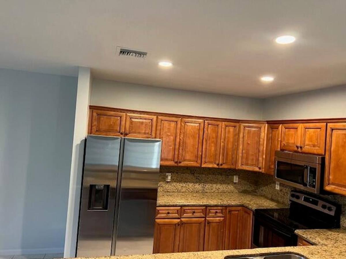 Townhouse for rent at 140 Baldwin Blvd, Lake Worth, FL 33463