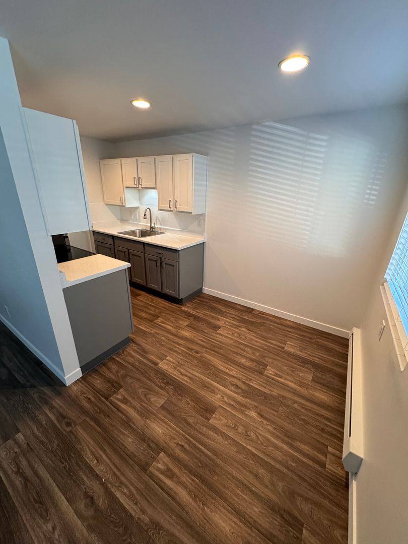 Apartment for rent at 6100 24th Ave NW, Seattle, WA 98107