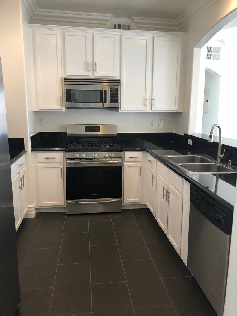 Apartment for rent at 1322 Curson Ave, Los Angeles, CA 90046