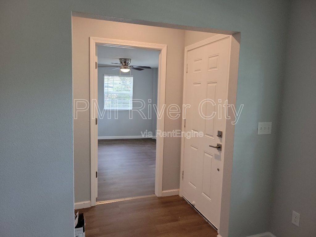 House for rent at 1356 River Hills Circle E, Jacksonville, FL 32211