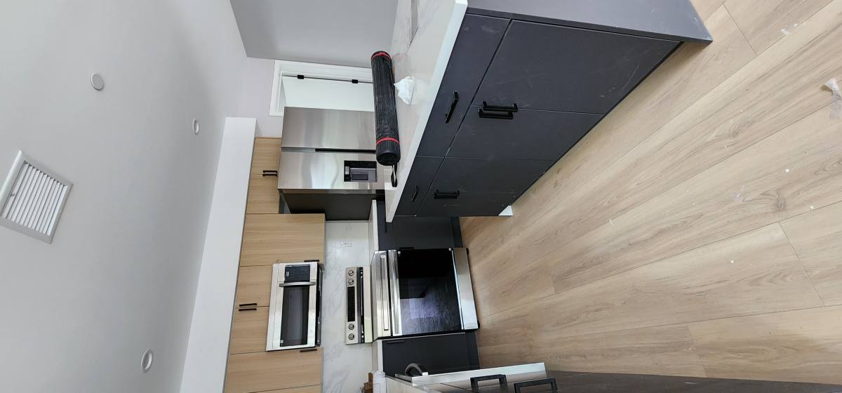 Townhouse for rent at 5729 Klump Ave, North Hollywood, CA 91601