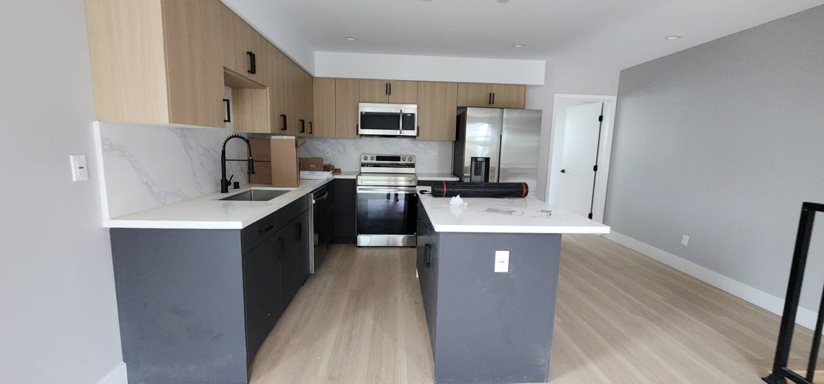 Townhouse for rent at 5729 Klump Ave, North Hollywood, CA 91601
