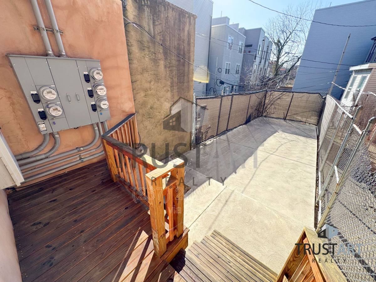 Apartment for rent at 910 N 41st St #1, Philadelphia, PA 19104