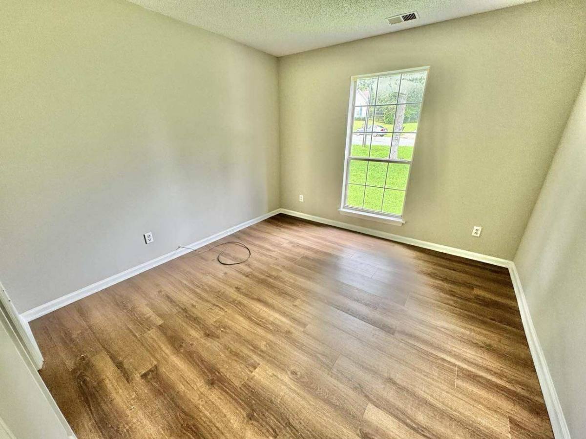 House for rent at 2608 Clarencefield Dr, Charlotte, NC 28216