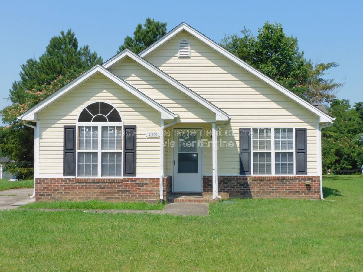 House for rent at 1301 Nealtown Rd, Greensboro, NC 27405