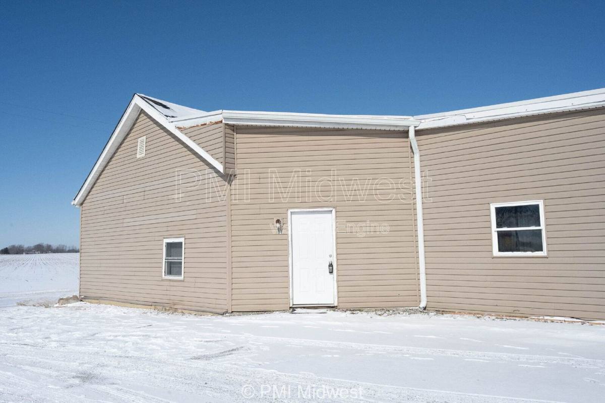 Apartment for rent at 4881 300W #21, New Palestine, IN 46163