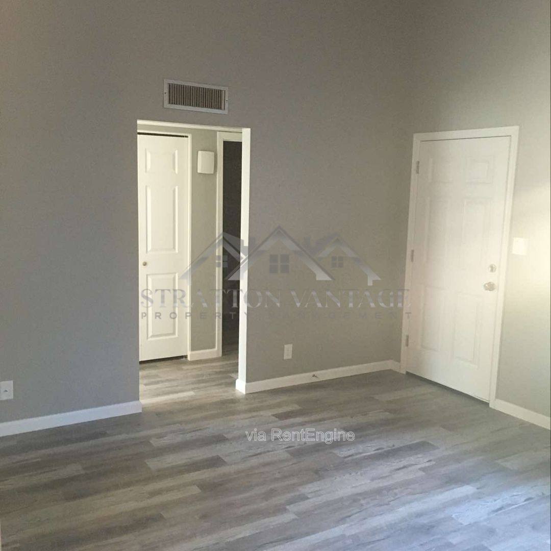 Condo for rent at 852 N Stapley Dr, Mesa, AZ 85203