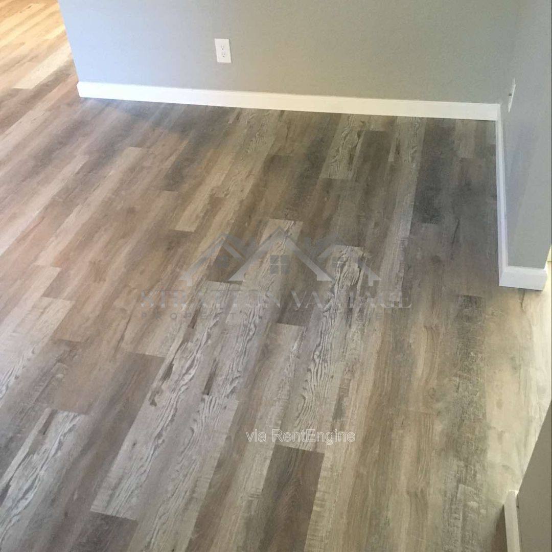 Condo for rent at 852 N Stapley Dr, Mesa, AZ 85203