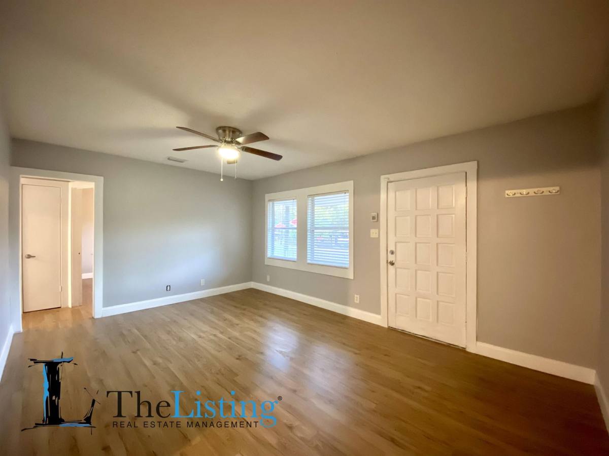 House for rent at 10011 N Jasmine Ave, Tampa, FL 33612