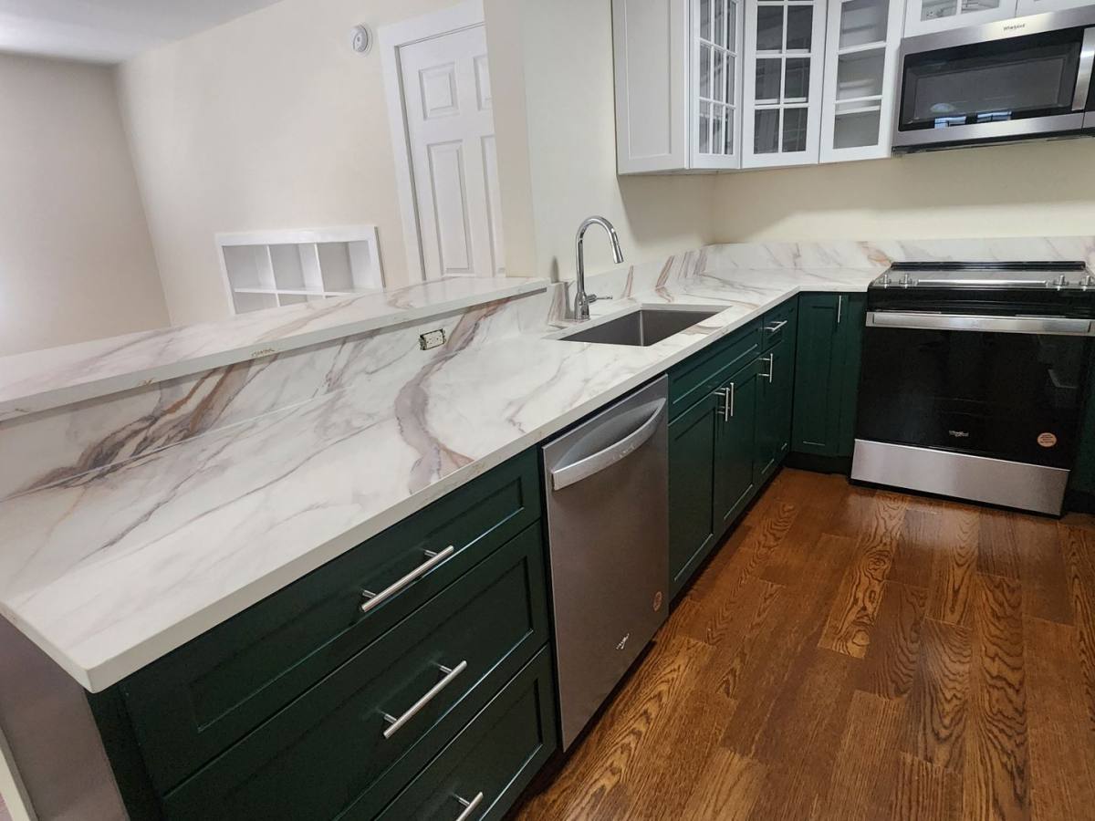 Condo for rent at 565 Golden Gate Point, Sarasota, FL 34236