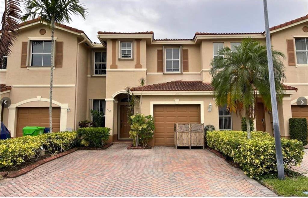 Townhouse for rent at 118 Riverwalk Circle, Fort Lauderdale, FL 33326