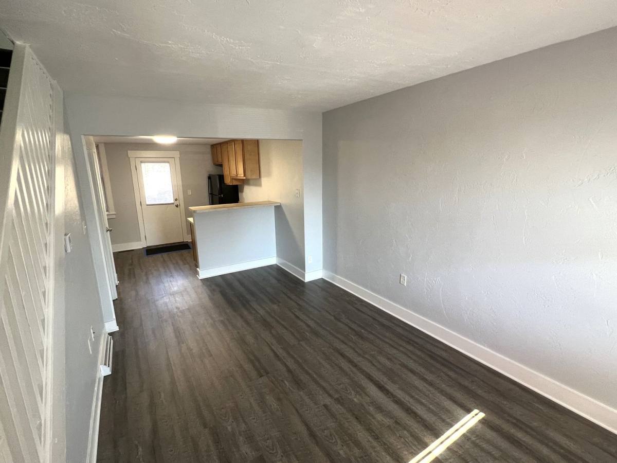 Townhouse for rent at 2253-22715 Hawthorne Ave, Pittsburgh, PA 15218
