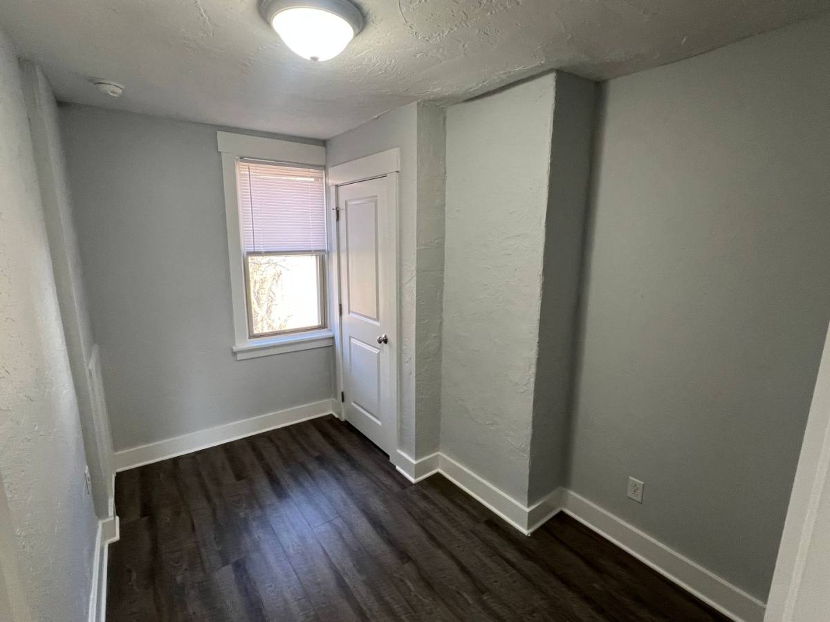 Townhouse for rent at 2253-22715 Hawthorne Ave, Pittsburgh, PA 15218