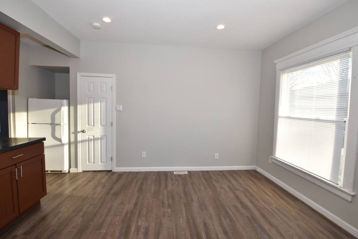 Apartment for rent at 111-113 W St, Mishawaka, IN 46544