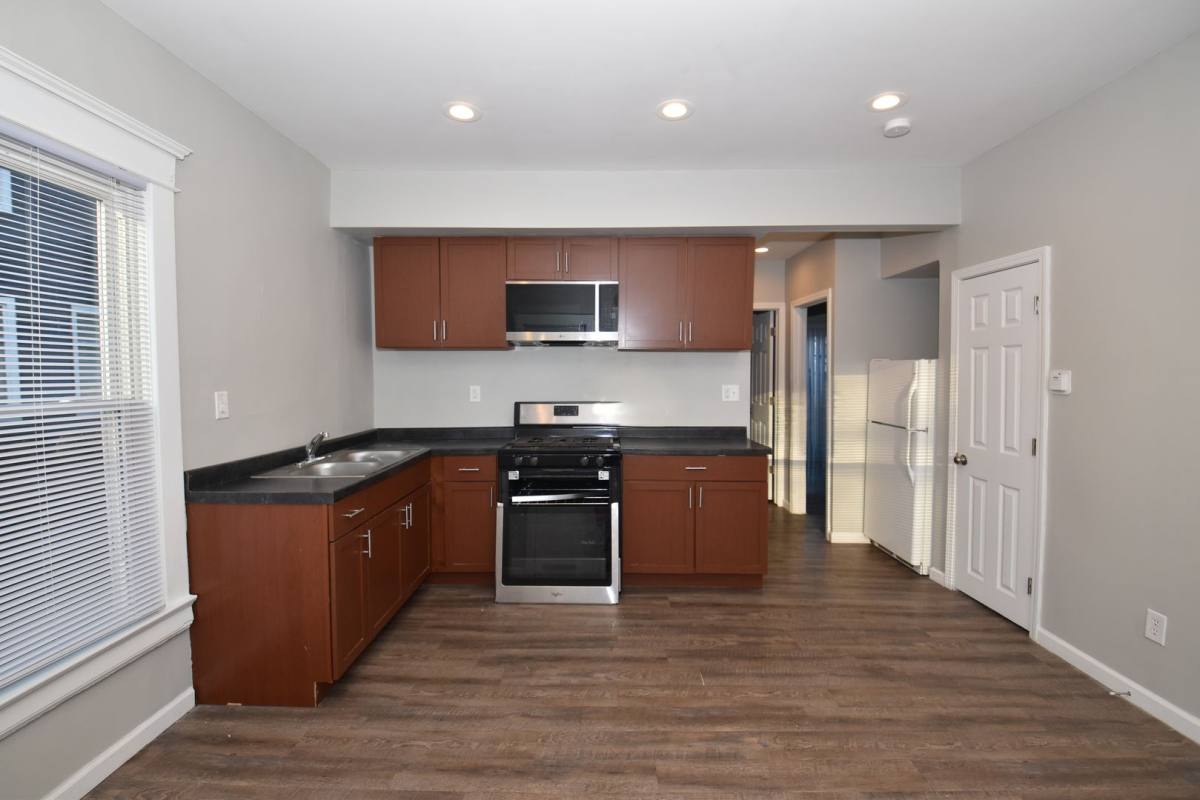 Apartment for rent at 111-113 W St, Mishawaka, IN 46544