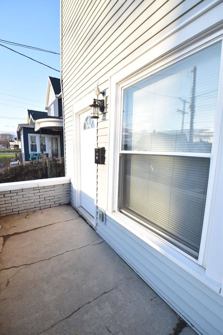 Apartment for rent at 111-113 W St, Mishawaka, IN 46544