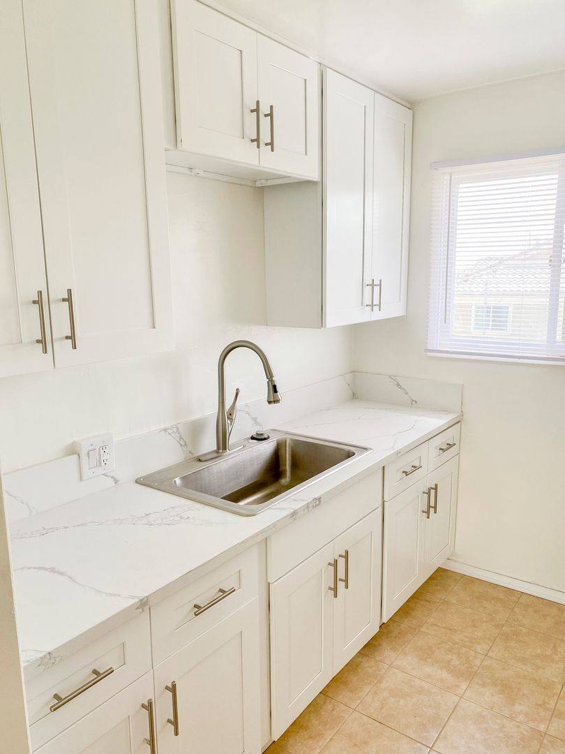 Apartment for rent at 3375 Manning Ave, Los Angeles, CA 90064
