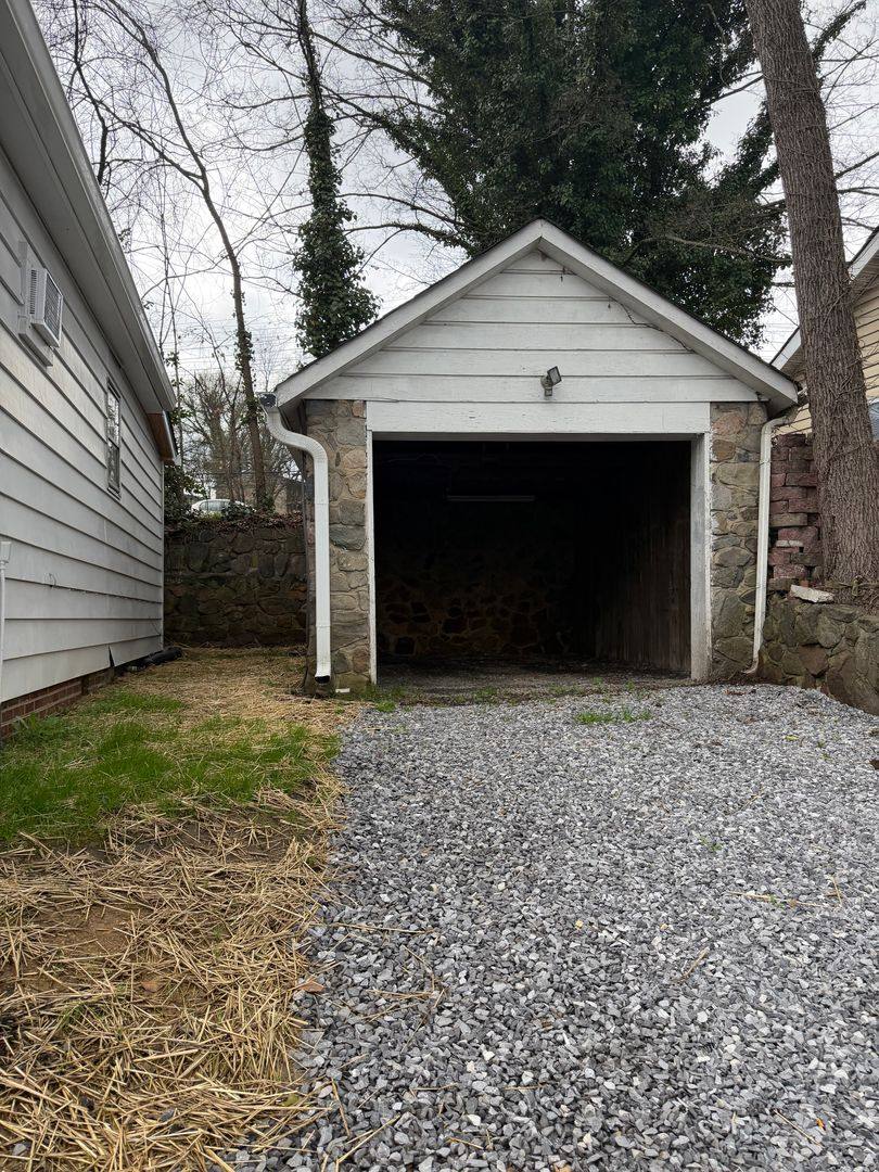 House for rent at 409 E Gate Rd, Sevierville, TN 37862