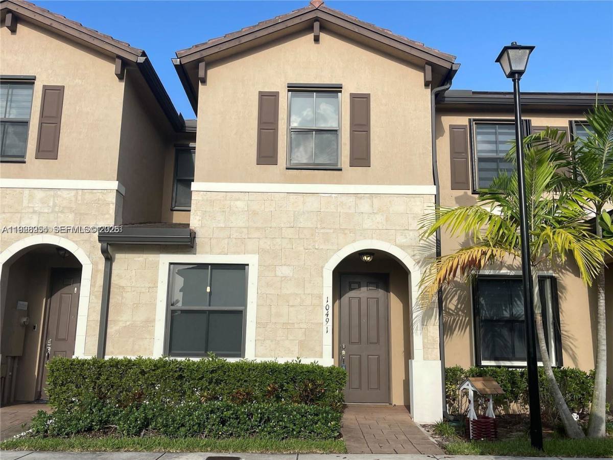 Townhouse for rent at 10491 W 34th Court, Hialeah, FL 33018