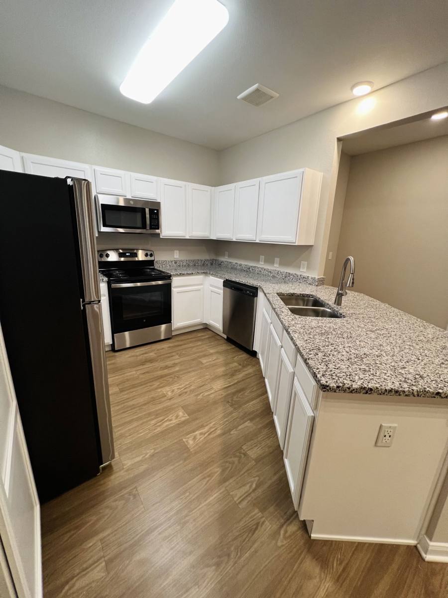 Apartment for rent at 3999 John Sharp Dr #2102, Richmond, TX 77407