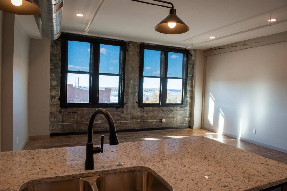 Apartment for rent at 116 N 3rd St, Quincy, IL 62301