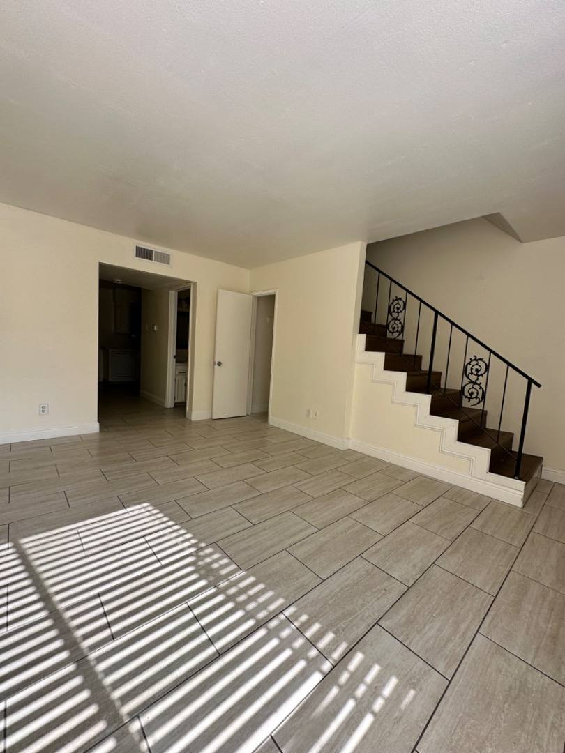 Apartment for rent at 3318 E Sierra Madre Ave #A, Fresno, CA 93726