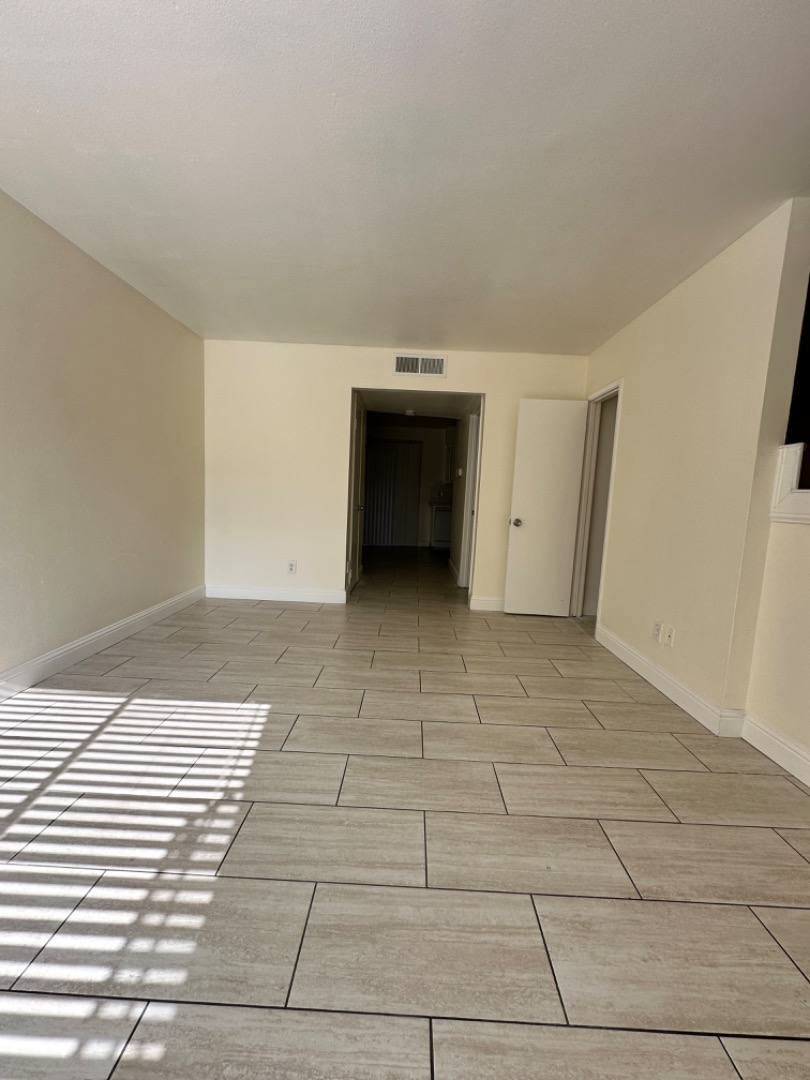 Apartment for rent at 3318 E Sierra Madre Ave #A, Fresno, CA 93726