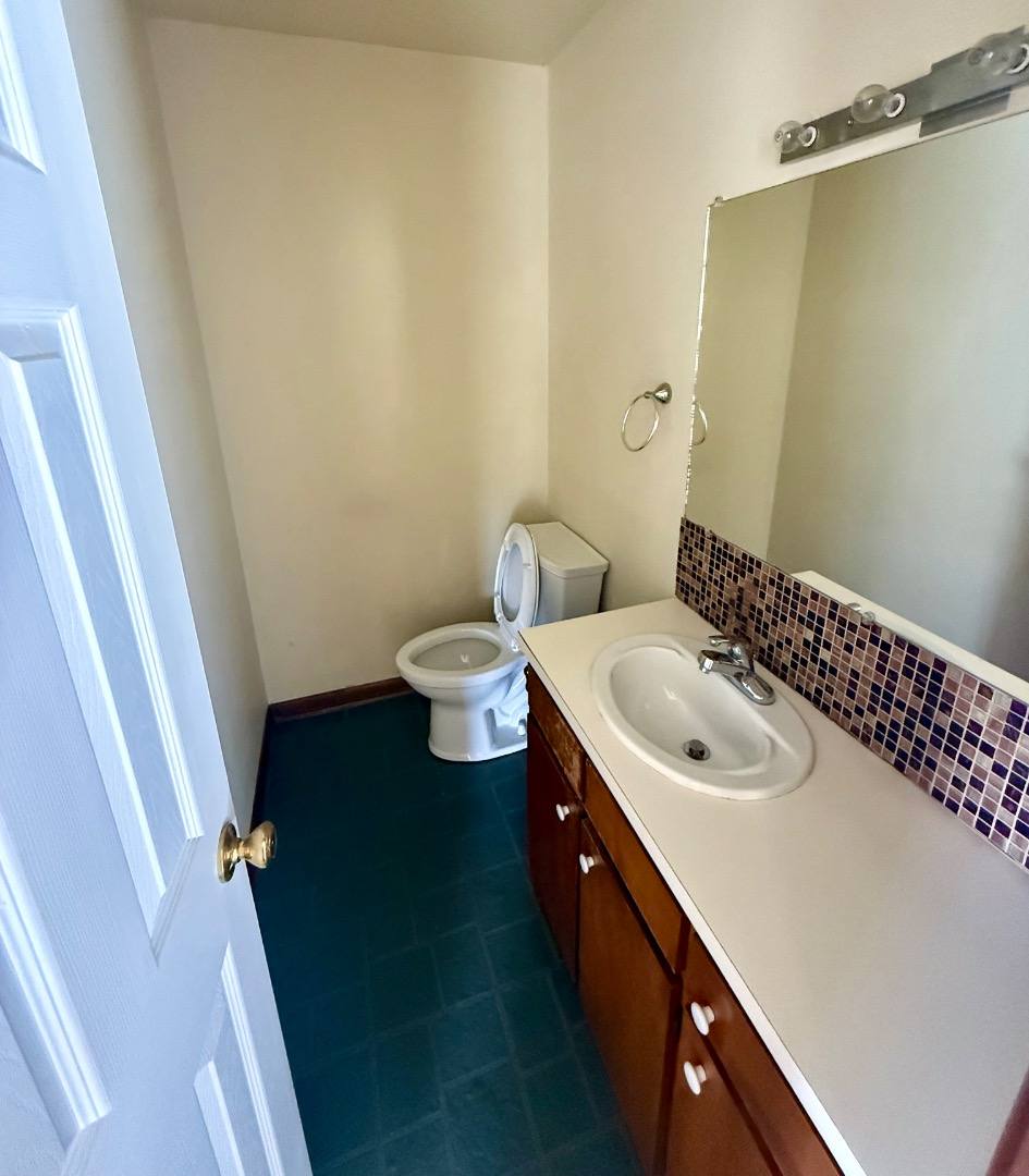 Apartment for rent at 138 Valley View Dr NE #11, Abingdon, VA 24210